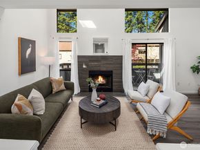 3506 108th Place NE 2, Bellevue WA 98004