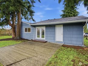 11851 SE 170th Place, Renton WA 98058