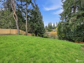 16111 NE 100th Street, Redmond WA 98052
