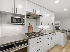 16111 NE 100th Street, Redmond WA 98052