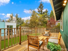12511 37th Avenue NE, Seattle WA 98125