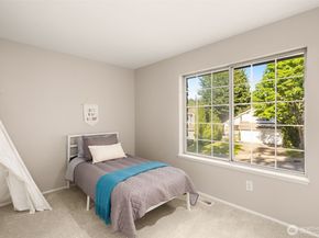 3541 252nd Place SE, Sammamish WA 98029