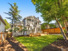 3541 252nd Place SE, Sammamish WA 98029