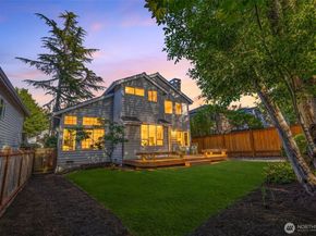 3541 252nd Place SE, Sammamish WA 98029