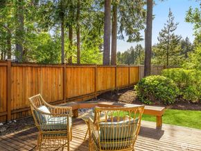 3541 252nd Place SE, Sammamish WA 98029