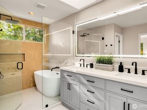 3541 252nd Place SE, Sammamish WA 98029