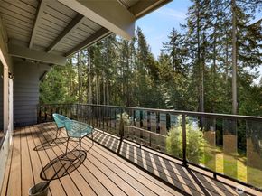 6204 170th Place SW, Lynnwood WA 98037