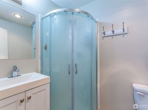 1214 Taylor Avenue N 201, Seattle WA 98109