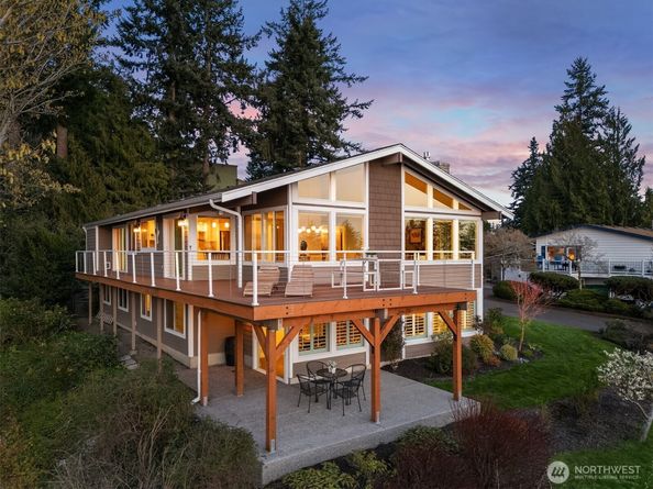 9219 60th Avenue W, Mukilteo WA 98275