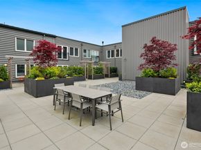 701 1st Avenue N 402, Seattle WA 98109