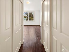 701 1st Avenue N 402, Seattle WA 98109