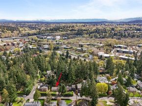 1210 108th Avenue SE, Bellevue WA 98004