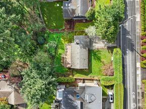 1210 108th Avenue SE, Bellevue WA 98004