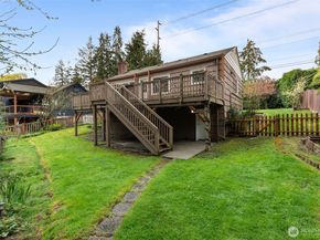 1210 108th Avenue SE, Bellevue WA 98004