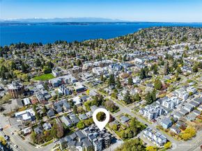 6318 41st Avenue SW D, Seattle WA 98136