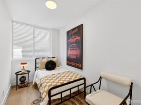 6318 41st Avenue SW D, Seattle WA 98136