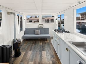 1818 Westlake Avenue N D22, Seattle WA 98109