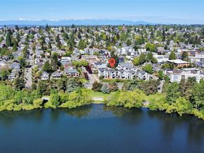 7107 Aurora Avenue N, Seattle WA 98103