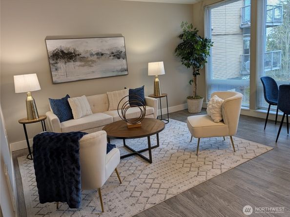11415 Slater Avenue NE 204, Kirkland WA 98033