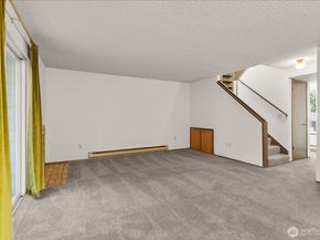 15914 3rd Place SW C, Burien WA 98166
