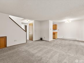 15914 3rd Place SW C, Burien WA 98166