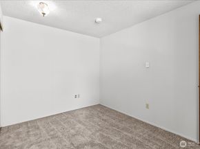 15914 3rd Place SW C, Burien WA 98166