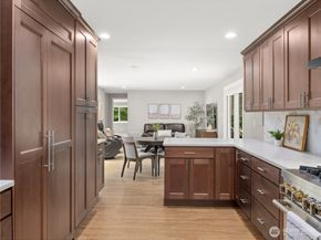 15245 260th Avenue SE, Issaquah WA 98027