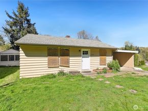 5722 S 142nd Street, Tukwila WA 98168