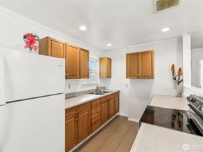 5722 S 142nd Street, Tukwila WA 98168