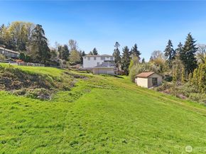5722 S 142nd Street, Tukwila WA 98168