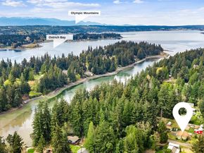 2457 Rocky Point Road NW, Bremerton WA 98312