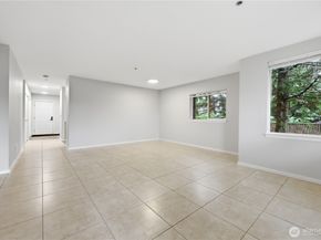 15340 Macadam Road S B206, Tukwila WA 98188