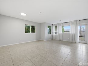 15340 Macadam Road S B206, Tukwila WA 98188