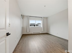15340 Macadam Road S B206, Tukwila WA 98188