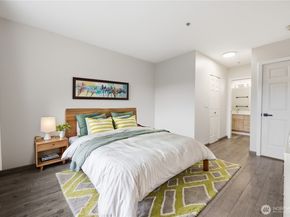 15340 Macadam Road S B206, Tukwila WA 98188