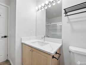 15340 Macadam Road S B206, Tukwila WA 98188