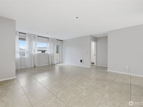 15340 Macadam Road S B206, Tukwila WA 98188