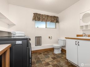 31646 45th Place SW, Federal Way WA 98023