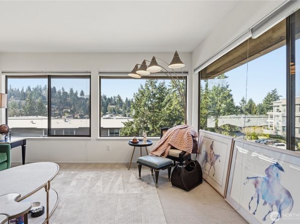 10101 SE 3rd Street 402, Bellevue WA 98004