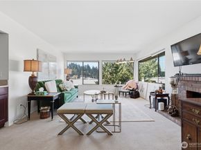 10101 SE 3rd Street 402, Bellevue WA 98004