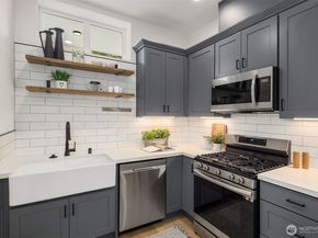 6037 42nd Avenue SW B, Seattle WA 98136