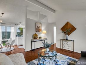 8901 Emerson Place, Everett WA 98208