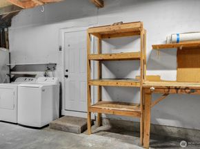 8901 Emerson Place, Everett WA 98208