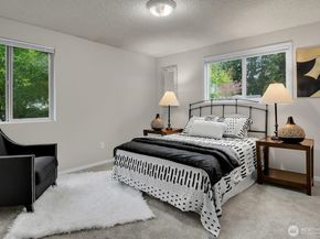 8901 Emerson Place, Everett WA 98208