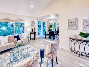 15208 NE 8th Street C4, Bellevue WA 98007