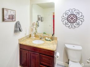 15208 NE 8th Street C4, Bellevue WA 98007