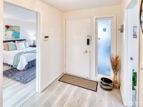 15208 NE 8th Street C4, Bellevue WA 98007