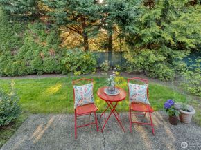 15208 NE 8th Street C4, Bellevue WA 98007
