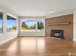 944 Maple Street, Edmonds WA 98020