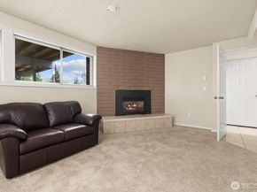 944 Maple Street, Edmonds WA 98020